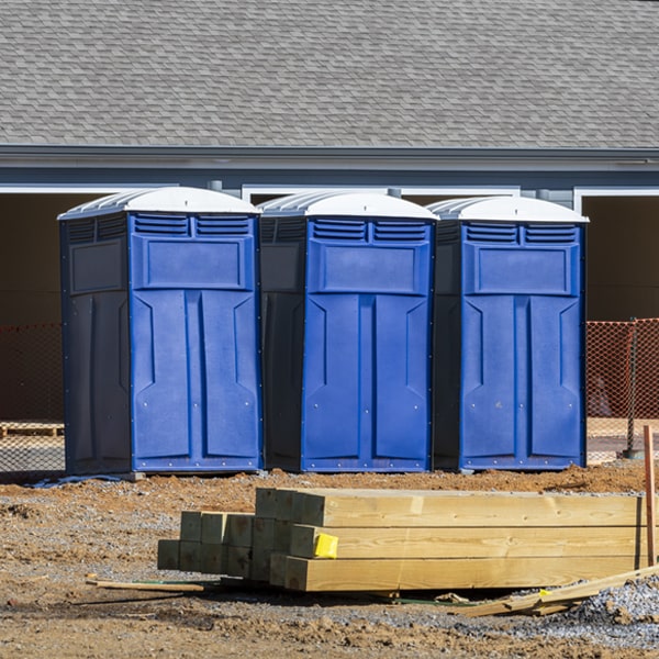 how can i report damages or issues with the portable toilets during my rental period in Kalaheo HI